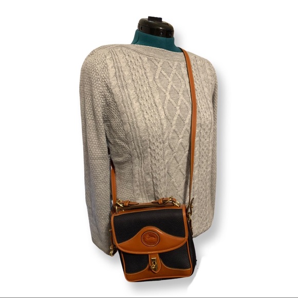 Dooney and Bourke Navy Leather Crossbody Purse - Picture 3 of 16